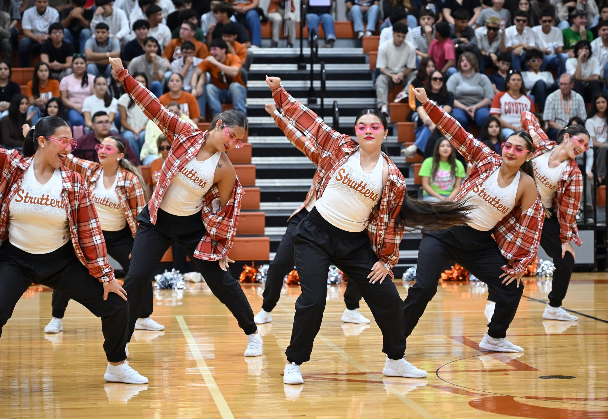 strutters